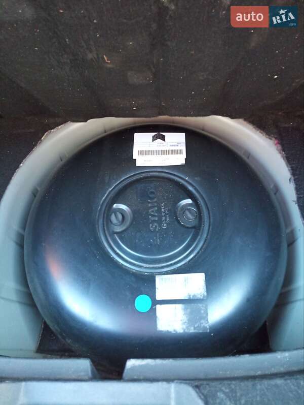 Хэтчбек Lancia Delta 2014 в Олевске