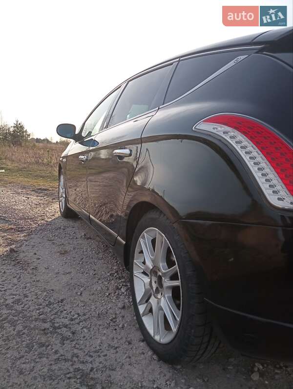 Хэтчбек Lancia Delta 2014 в Олевске