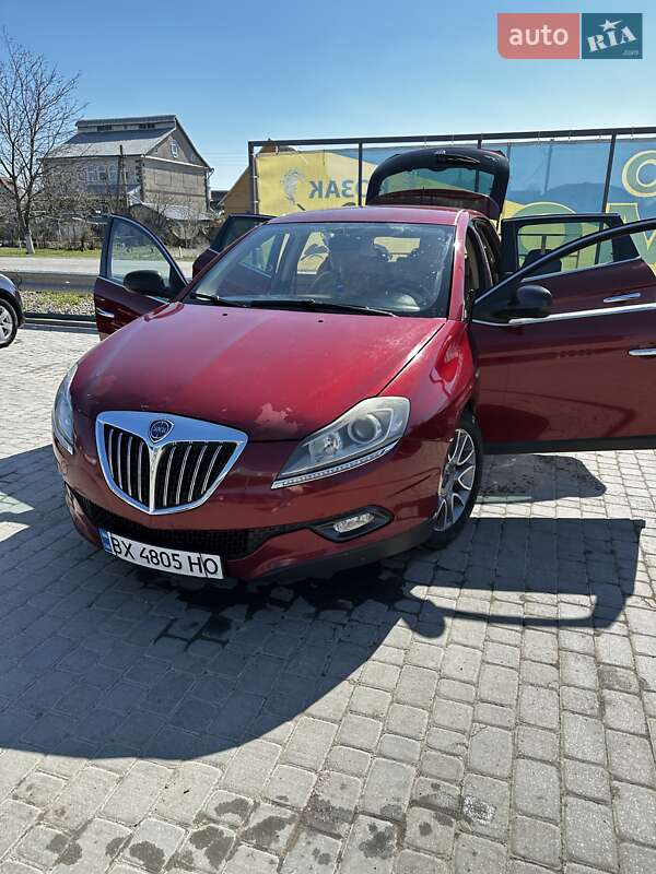 Хетчбек Lancia Delta 2008 в Кам'янець-Подільському