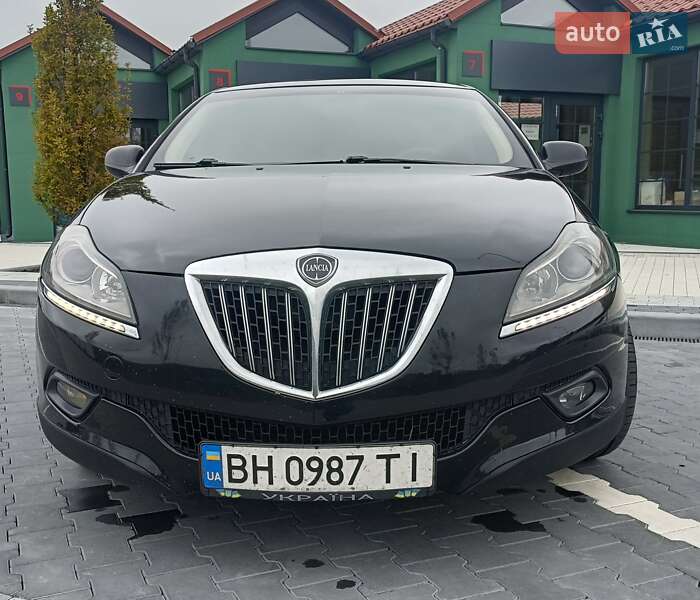 Хэтчбек Lancia Delta 2008 в Ирпене