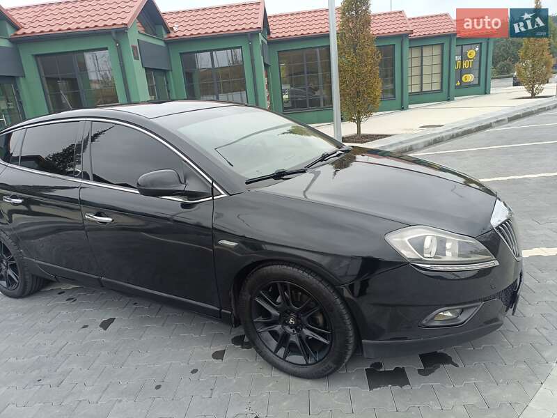 Хэтчбек Lancia Delta 2008 в Ирпене