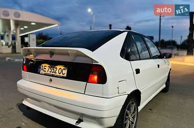 Хэтчбек Lancia Delta 1994 в 