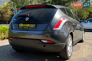 Хэтчбек Lancia Delta 2010 в 