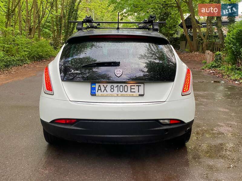 Хэтчбек Lancia Delta 2012 в Харькове