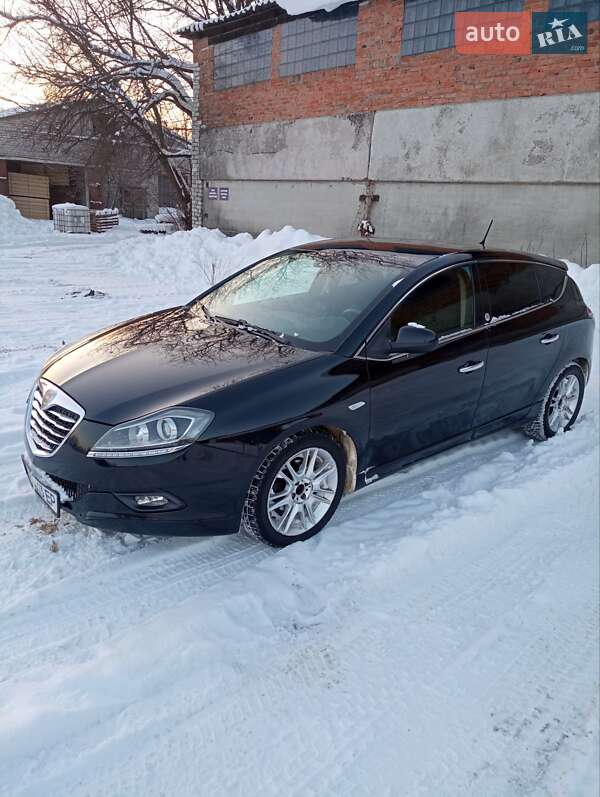 Хетчбек Lancia Delta 2014 в Олевську