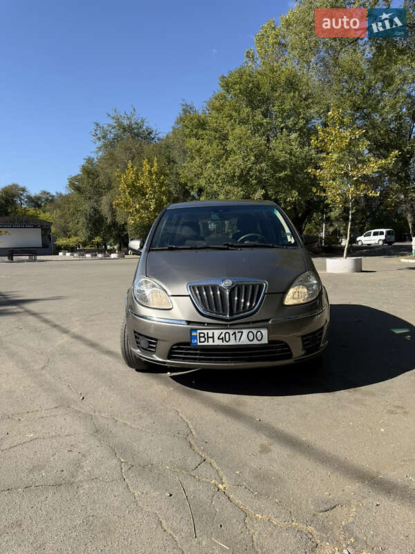 Микровэн Lancia Musa 2010 в Одессе