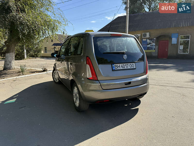 Микровэн Lancia Musa 2010 в Одессе