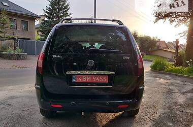 Минивэн Lancia Phedra 2010 в 