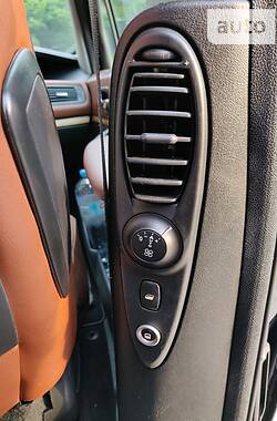 Минивэн Lancia Phedra 2010 в 