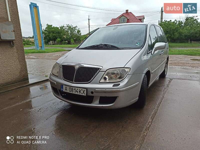 Минивэн Lancia Phedra 2004 в Одессе