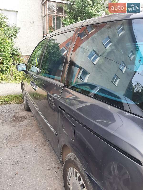 Минивэн Lancia Phedra 2004 в Ивано-Франковске