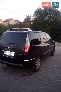 Минивэн Lancia Phedra 2007 в 