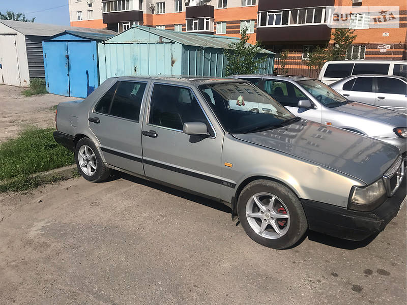 Седан Lancia Thema 1989 в Кременчуге