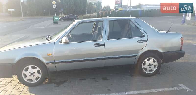 Седан Lancia Thema 1990 в Черкассах