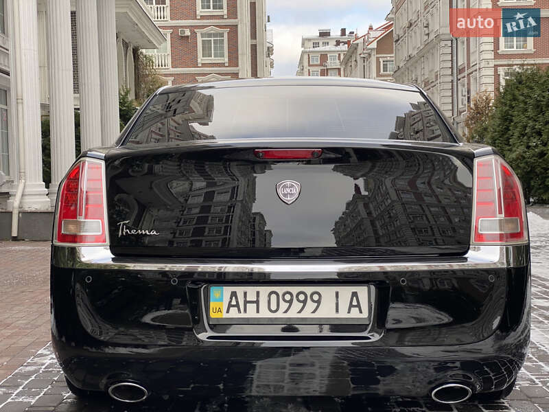 Седан Lancia Thema 2012 в Києві