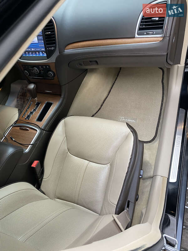 Седан Lancia Thema 2012 в Києві