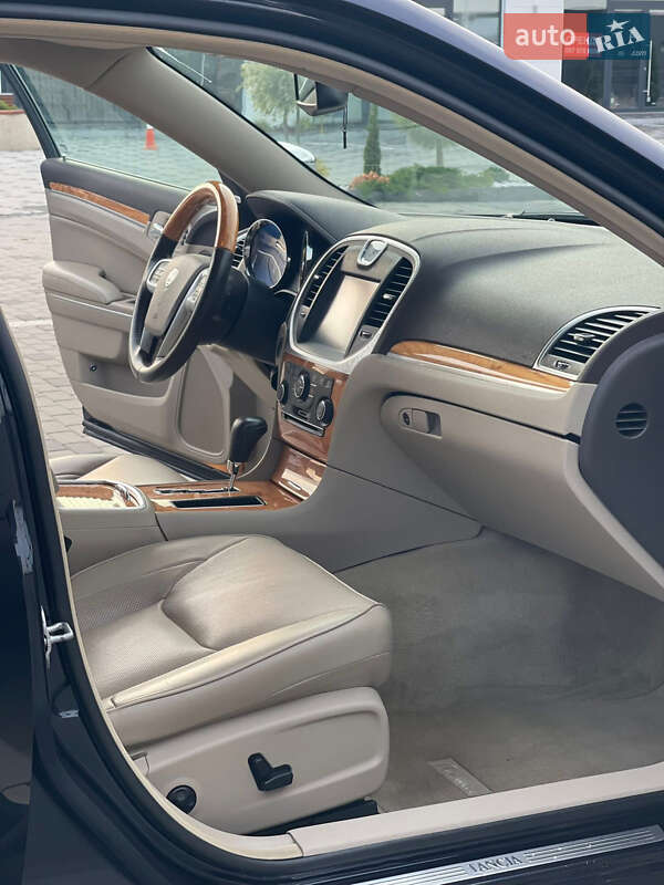 Седан Lancia Thema 2012 в Хусте фото 28 Седан Lancia Thema 2012 в Хусте