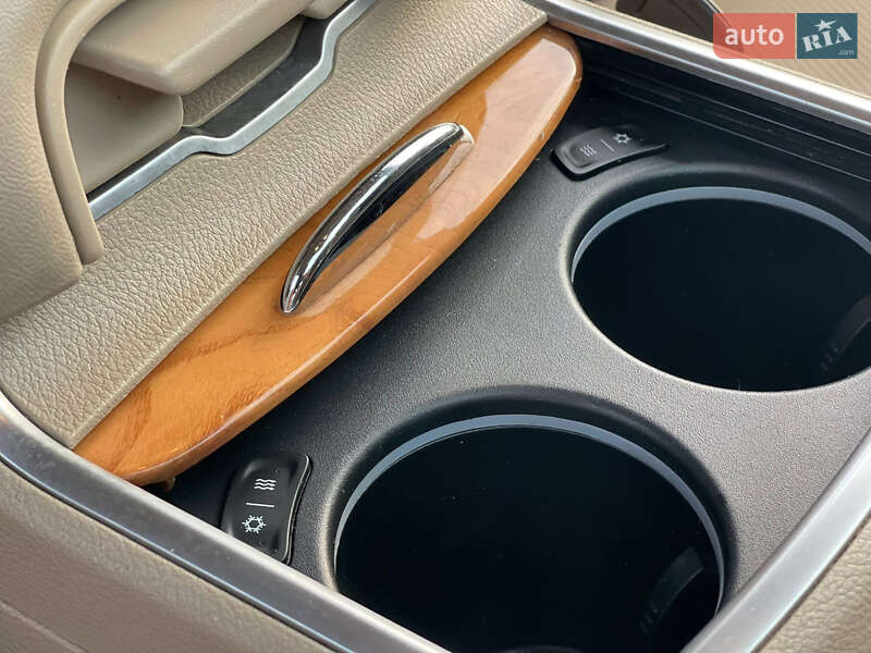 Седан Lancia Thema 2012 в Хусте фото 30 Седан Lancia Thema 2012 в Хусте