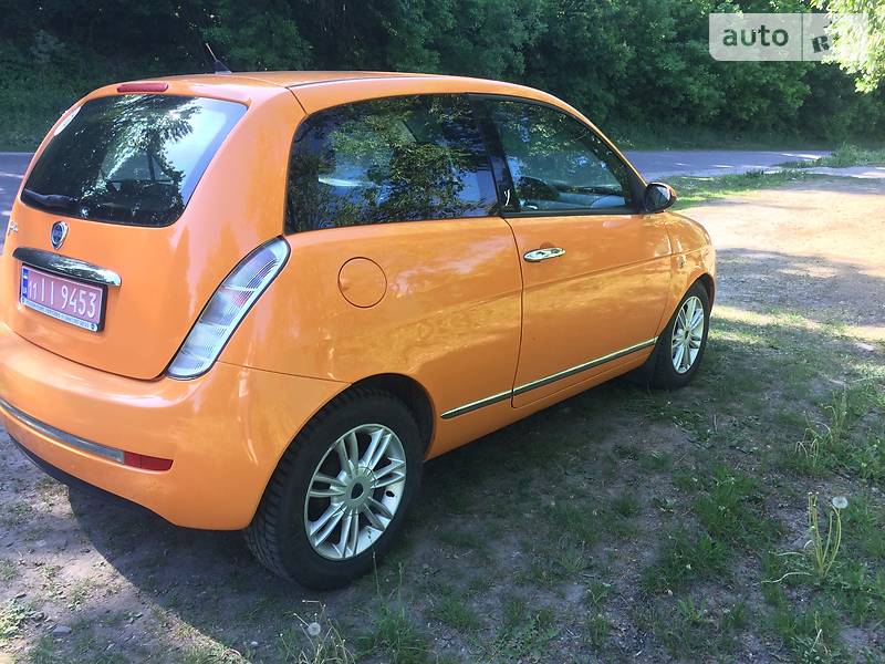 Lancia Ypsilon 2008 года