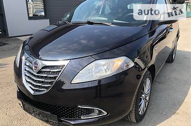 Хетчбек Lancia Ypsilon 2012 в Тернополі