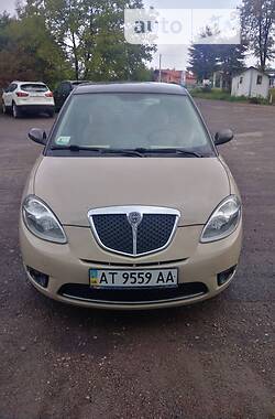 Хетчбек Lancia Ypsilon 2007 в Івано-Франківську