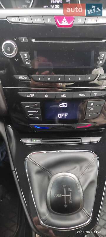 Хетчбек Lancia Ypsilon 2013 в Києві фото 27 Хетчбек Lancia Ypsilon 2013 в Києві