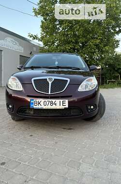 Хетчбек Lancia Ypsilon 2008 в Рівному