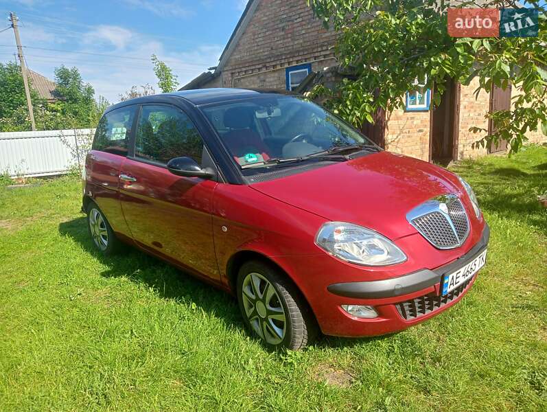 Lancia Ypsilon 2006