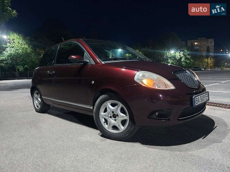 Хетчбек Lancia Ypsilon 2007 в Кропивницькому