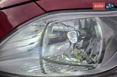 Хетчбек Lancia Ypsilon 2013 в 