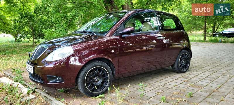 Lancia Ypsilon 2007