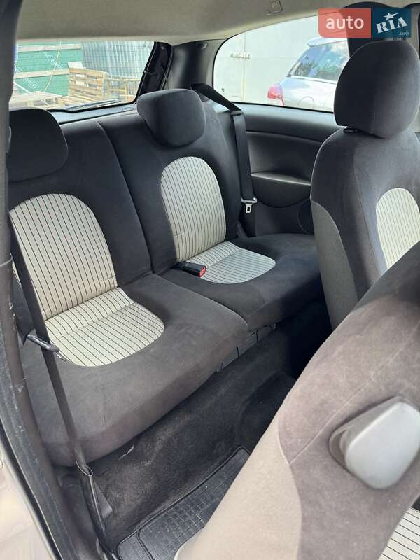 Хэтчбек Lancia Ypsilon 2008 в Обухове