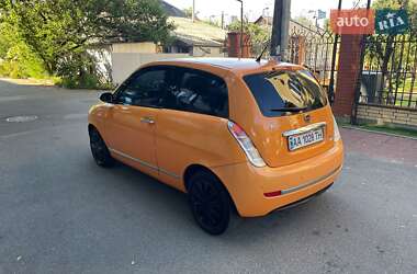 Хэтчбек Lancia Ypsilon 2008 в 