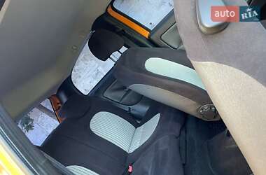 Хэтчбек Lancia Ypsilon 2008 в 