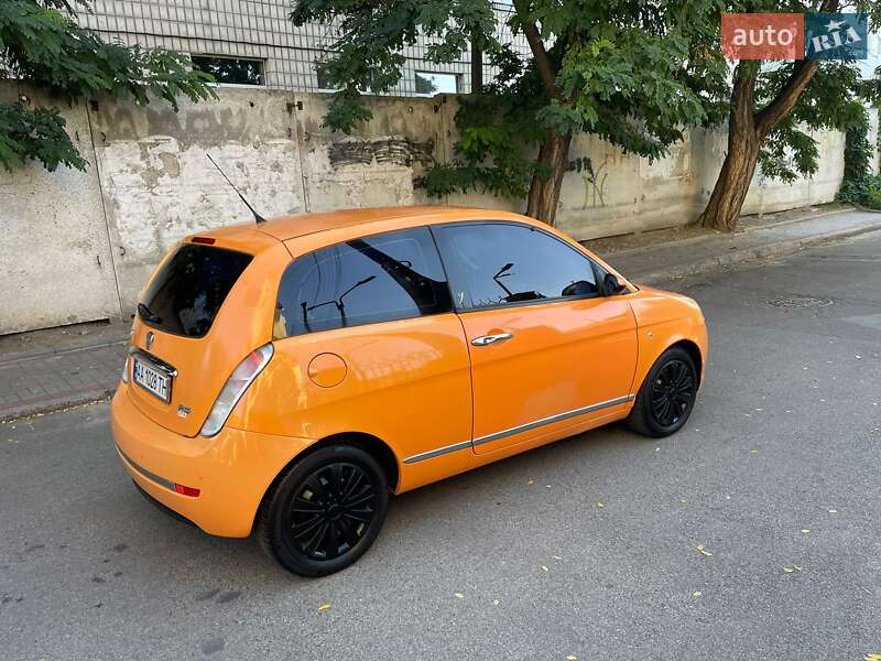 Хэтчбек Lancia Ypsilon 2008 в Киеве фото Хэтчбек Lancia Ypsilon 2008 в Киеве