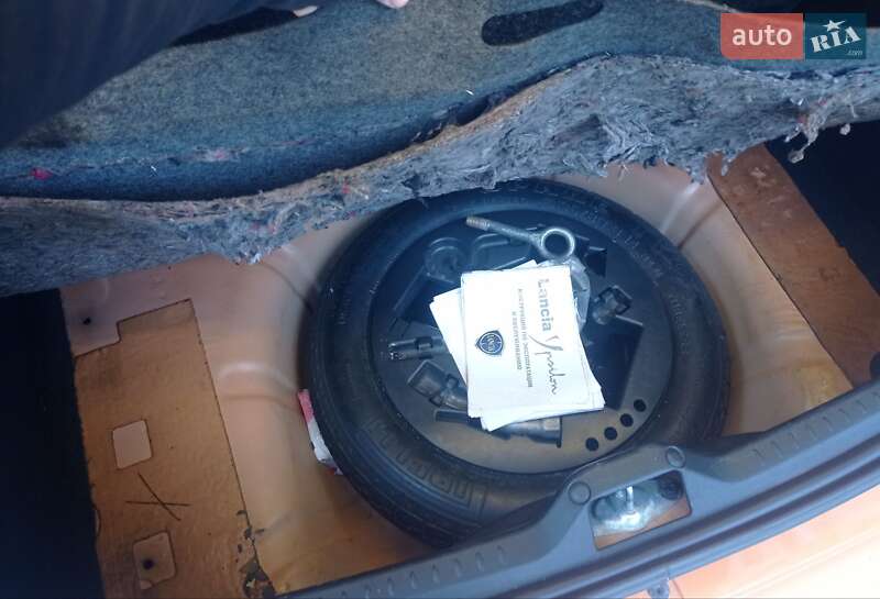 Хэтчбек Lancia Ypsilon 2008 в Киеве фото 3 Хэтчбек Lancia Ypsilon 2008 в Киеве