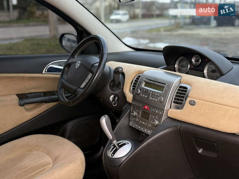 Хетчбек Lancia Ypsilon 2007 в Івано-Франківську фото 7 Хетчбек Lancia Ypsilon 2007 в Івано-Франківську