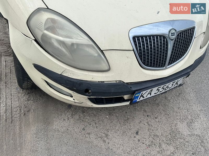 Хэтчбек Lancia Ypsilon 2006 в Киеве