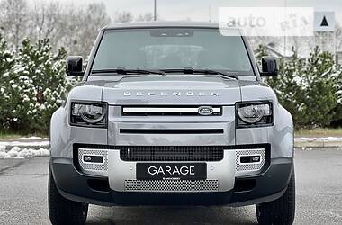 Внедорожник / Кроссовер Land Rover Defender 2022 в 