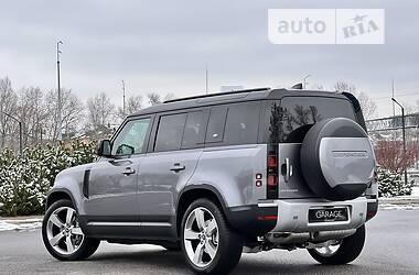 Внедорожник / Кроссовер Land Rover Defender 2022 в 