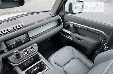 Внедорожник / Кроссовер Land Rover Defender 2022 в 