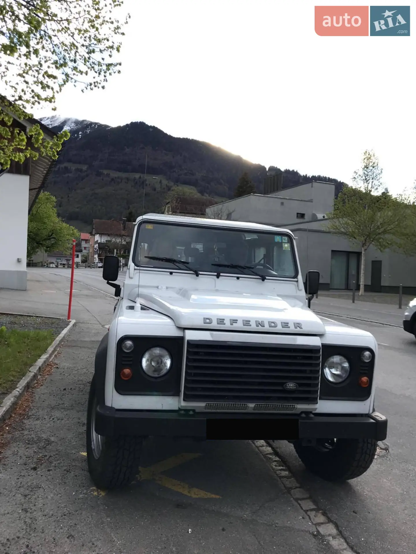 2016 Land Rover Defender - мініатюра 5