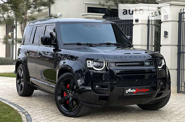 Внедорожник / Кроссовер Land Rover Defender 2022 в 