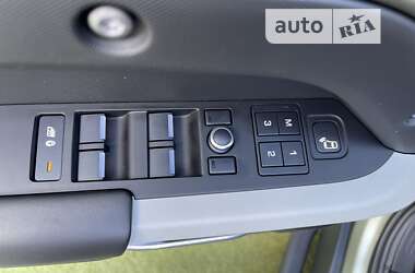 Внедорожник / Кроссовер Land Rover Defender 2020 в 