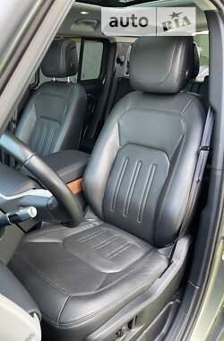 Внедорожник / Кроссовер Land Rover Defender 2020 в 