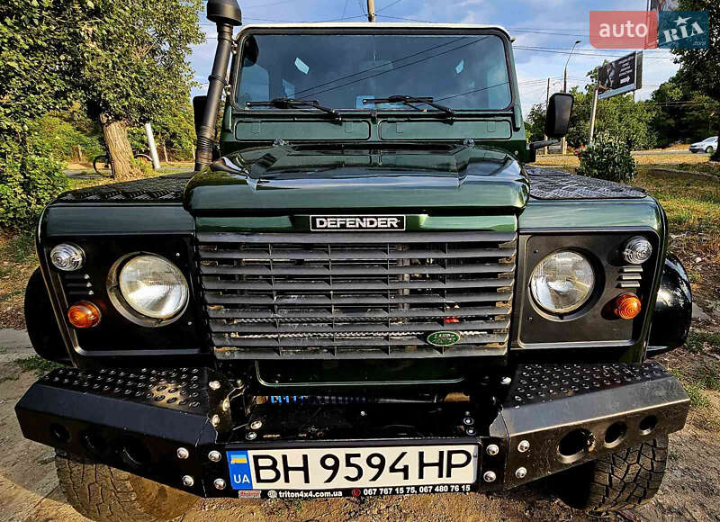 Внедорожник / Кроссовер Land Rover Defender 1996 в Одессе