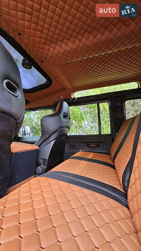 Внедорожник / Кроссовер Land Rover Defender 1996 в Одессе