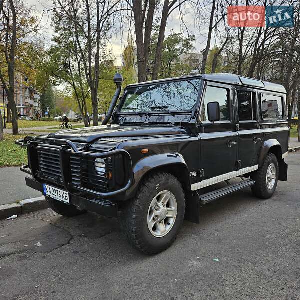 Позашляховик / Кросовер Land Rover Defender 2002 в Києві