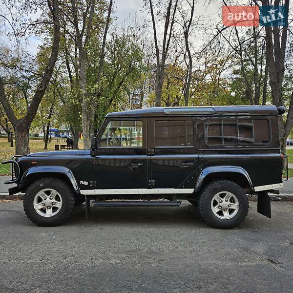 Позашляховик / Кросовер Land Rover Defender 2002 в Києві