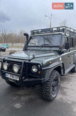 Позашляховик / Кросовер Land Rover Defender 2005 в Києві